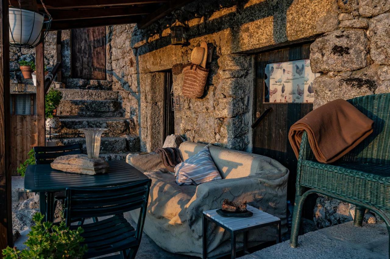 Отель Old House Монсанту Экстерьер фото