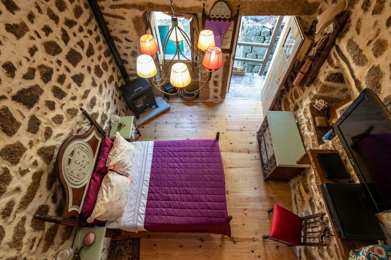 Отель Old House Монсанту Экстерьер фото